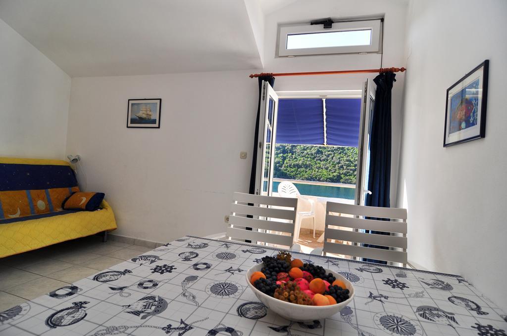 Apartments Livia Lastovo Habitación foto