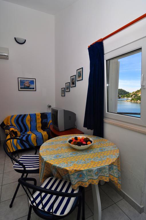 Apartments Livia Lastovo Habitación foto