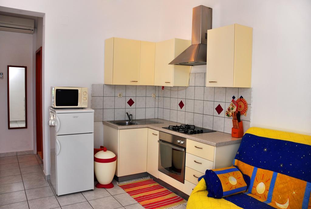 Apartments Livia Lastovo Habitación foto